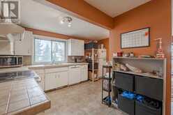 7002 54 Avenue NW Calgary