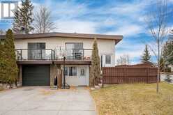 7002 54 Avenue NW Calgary