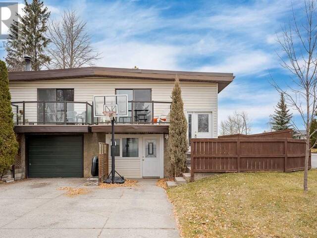 7002 54 Avenue NW Calgary