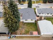 7443 Huntertown Crescent NW Calgary