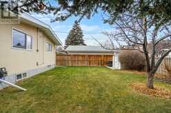 7443 Huntertown Crescent NW Calgary