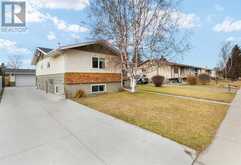 4001 Silverthorn Road Olds