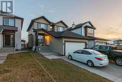 357 Martha's Manor NE Calgary