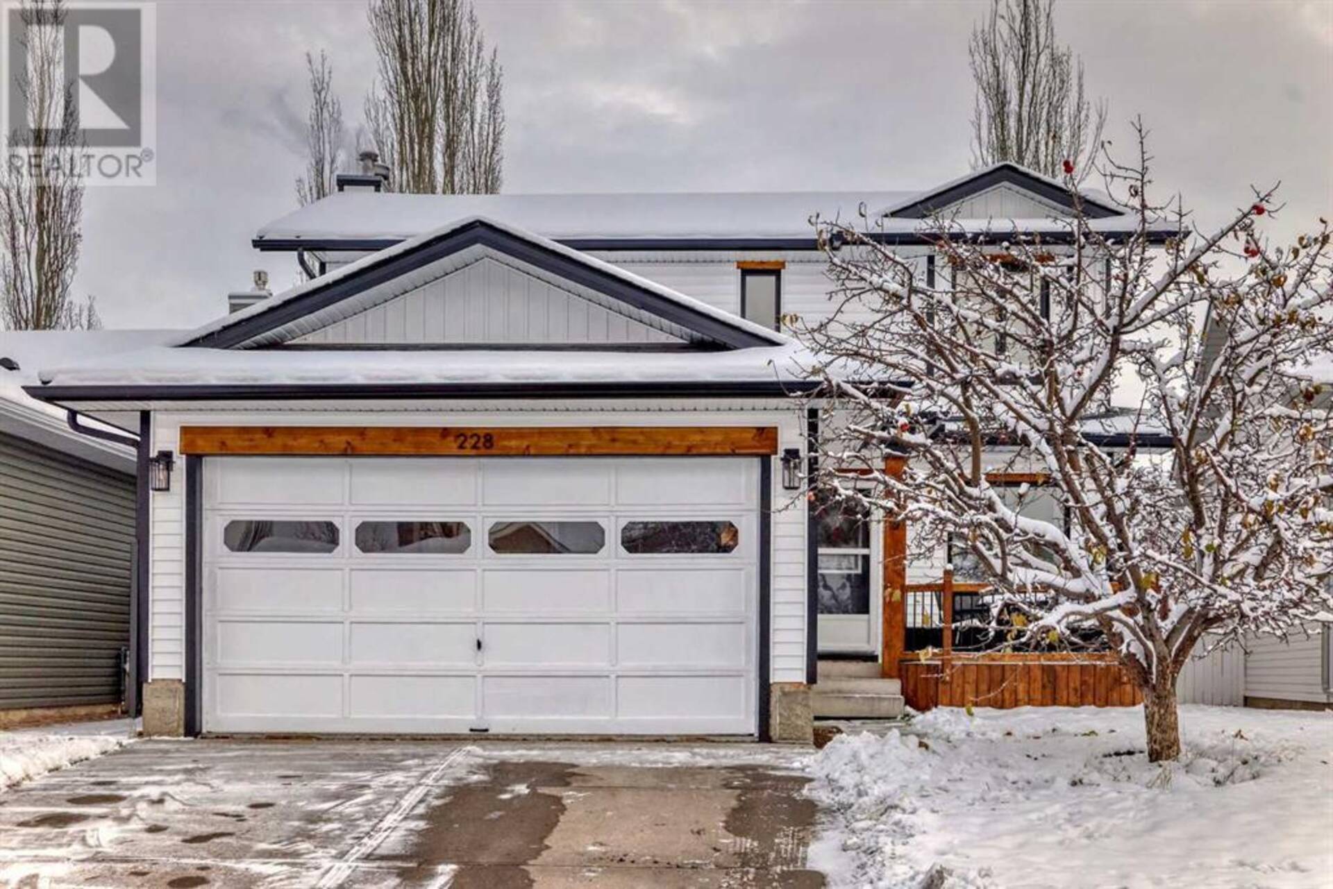 228 Riverglen Drive SE Calgary