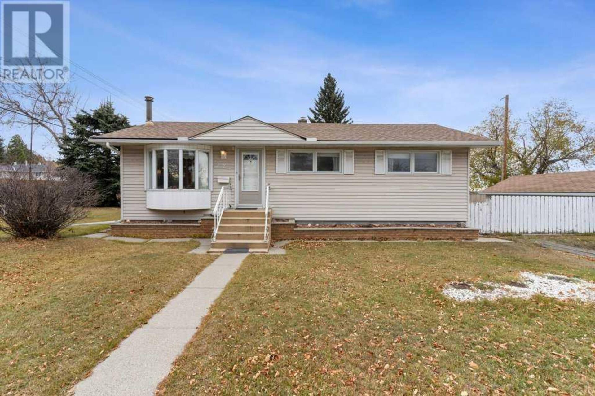 422 Spyhill Road NW Calgary