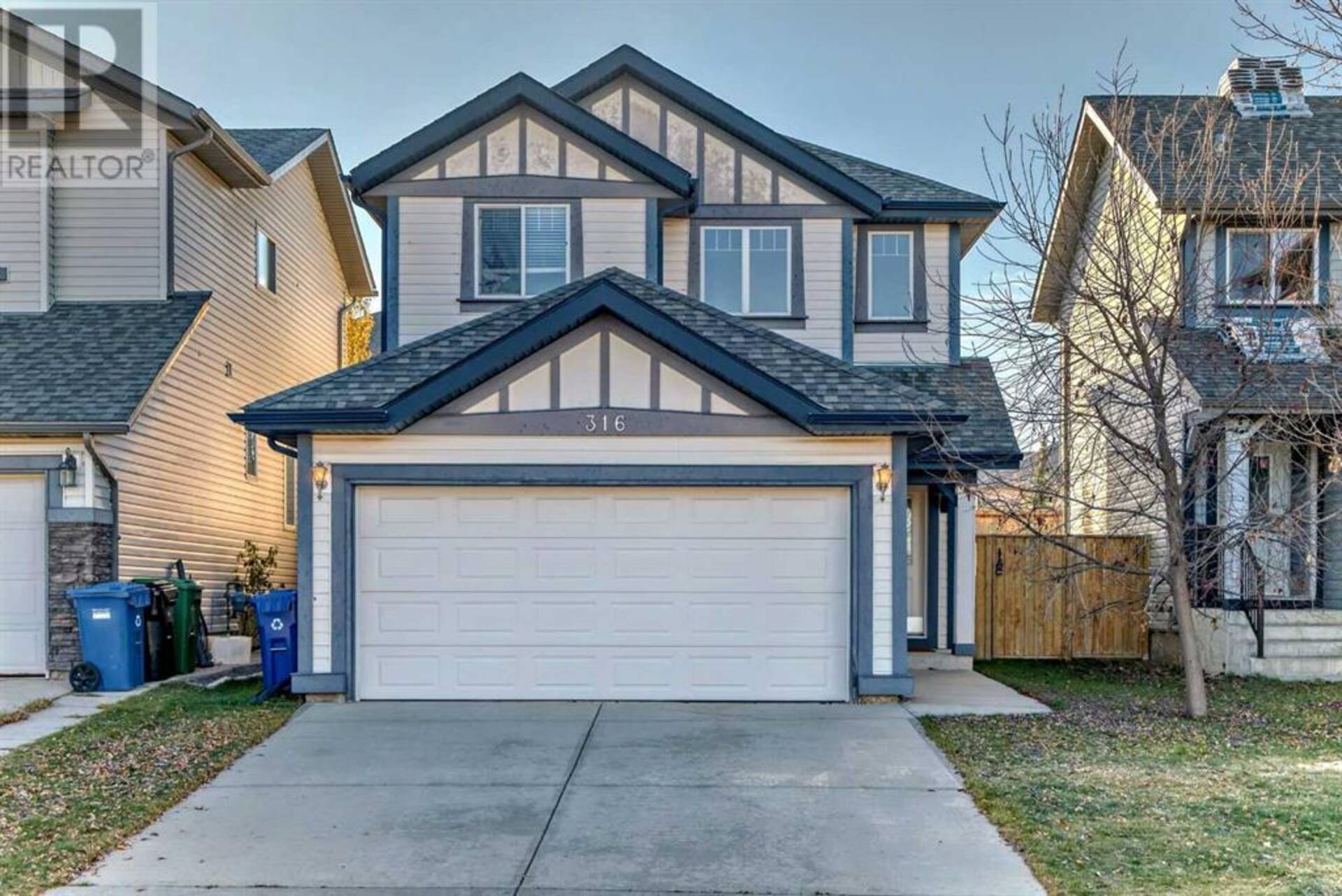 316 Panora Close NW Calgary