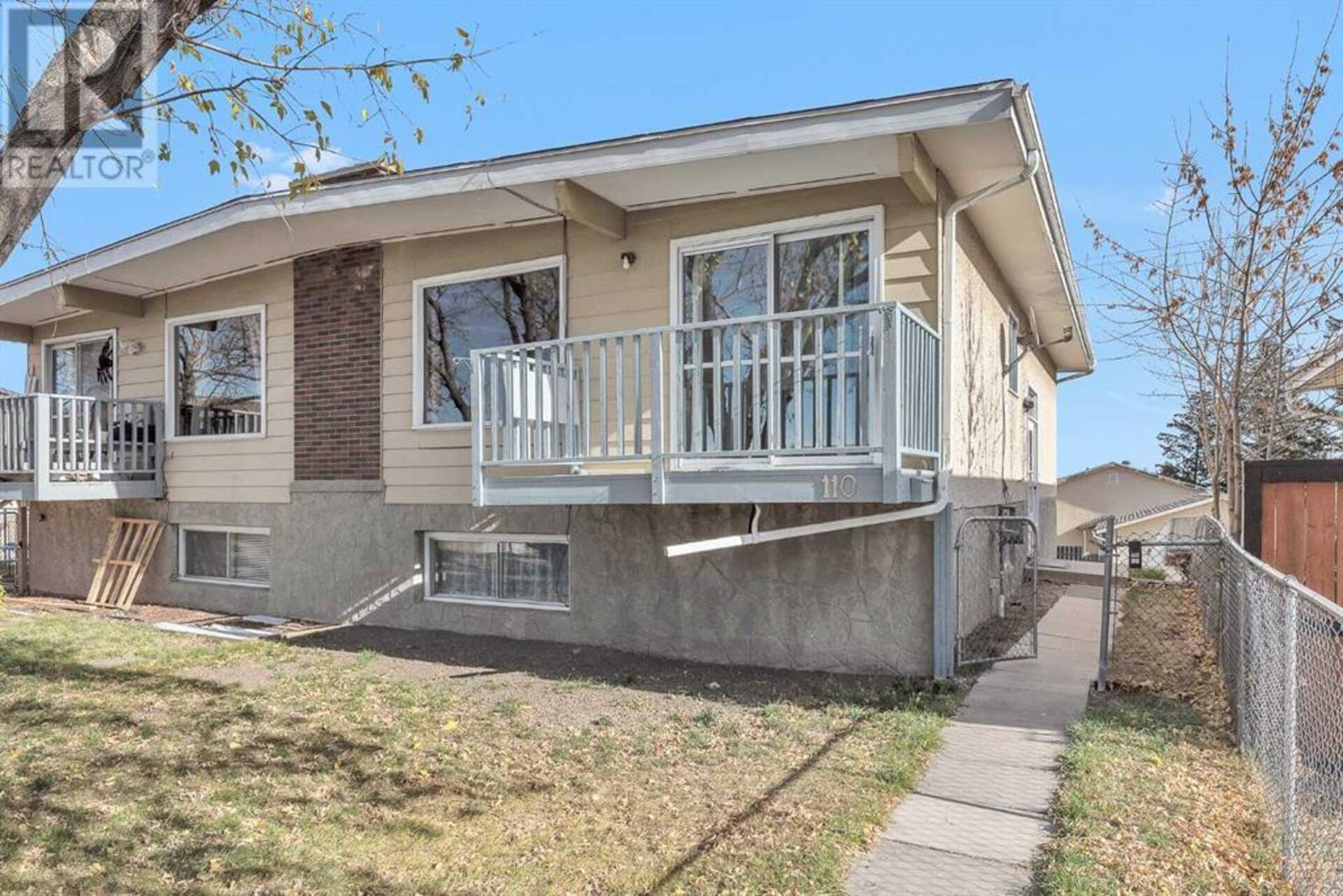 110 Hunterbrook Place NW Calgary