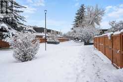 152, 330 Canterbury Drive SW Calgary