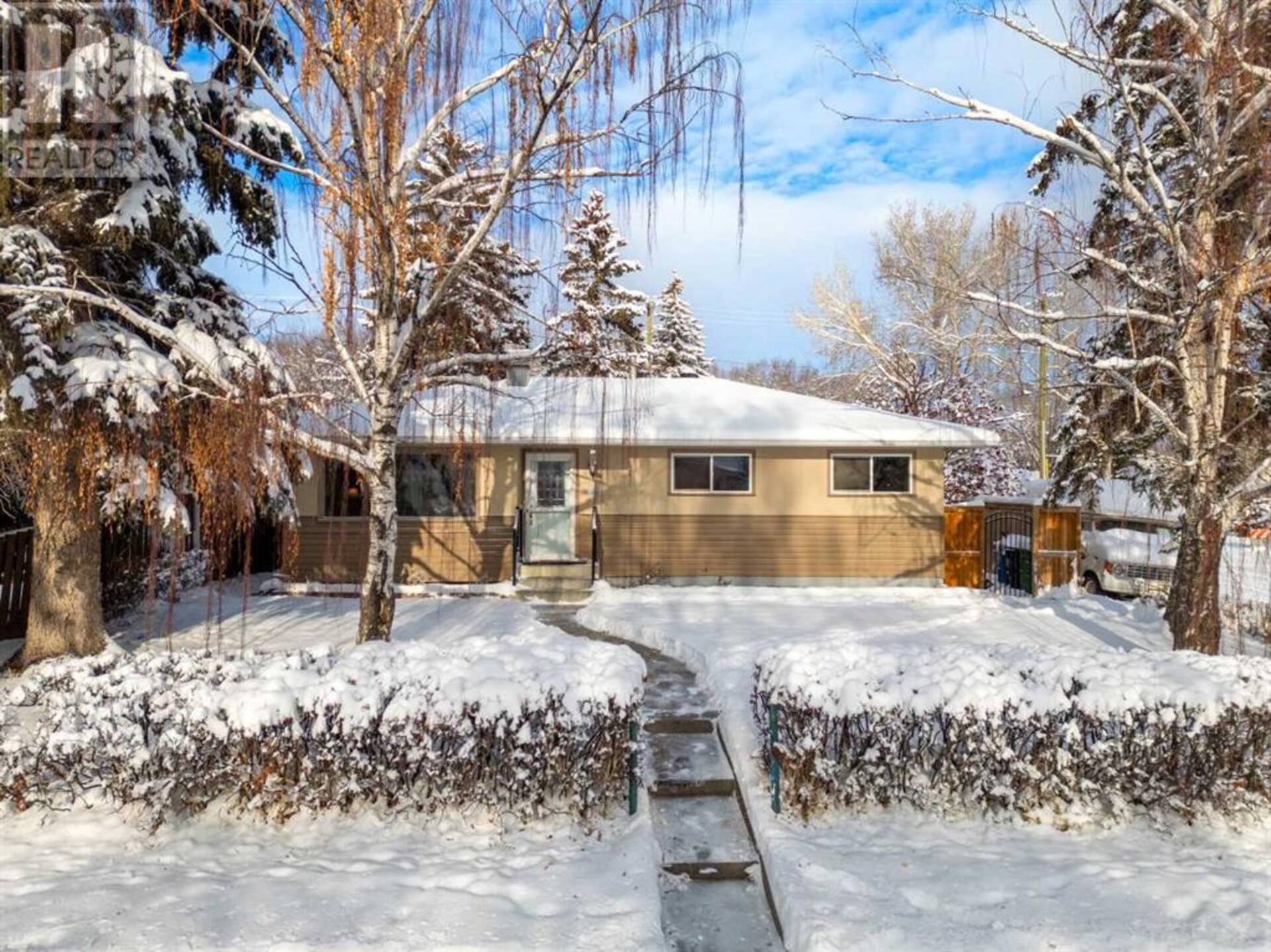 28 Arbour Cres Crescent SE Calgary