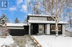 220 Queen Anne Place SE Calgary