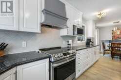 131 Shawcliffe Circle SW Calgary