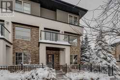 10 Aspen Hills Terrace SW Calgary