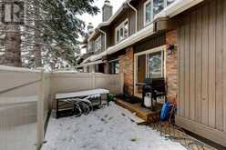 7, 10001 Brookpark Boulevard SW Calgary