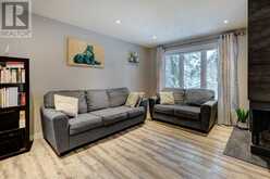 7, 10001 Brookpark Boulevard SW Calgary