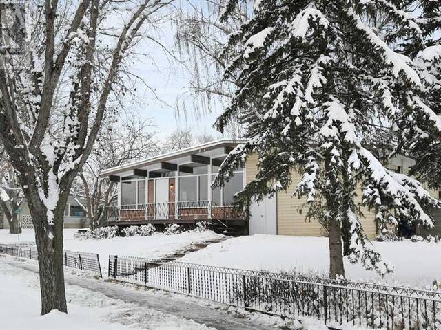 3903 Charleswood Drive NW Calgary Alberta