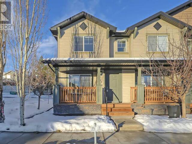 75, 105 Drake Landing Common Okotoks Alberta