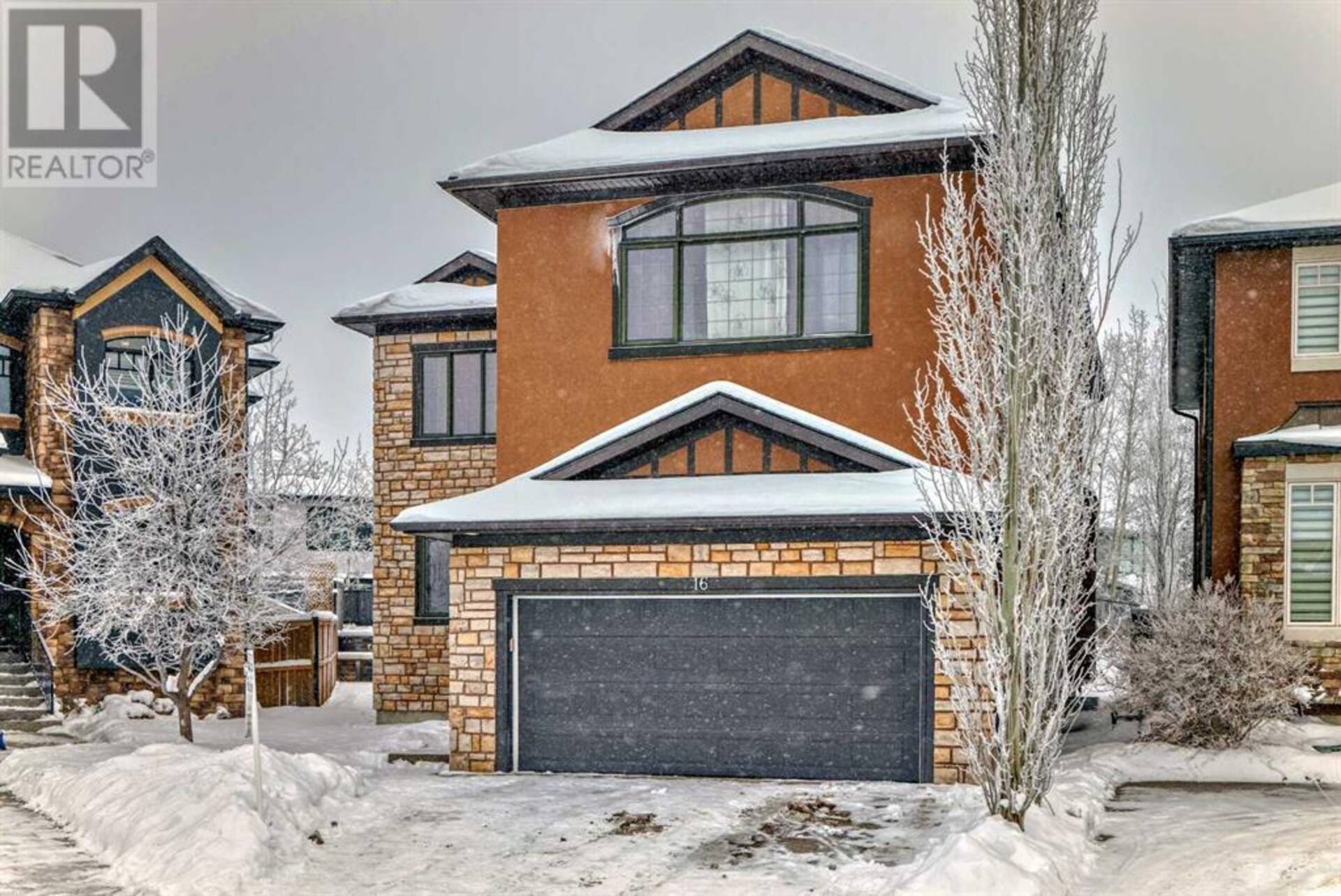 16 Rockcliff Point NW Calgary