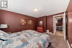 83 Sheep River Heights Okotoks