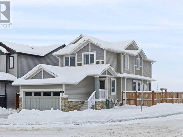 868 Lakewood Circle Strathmore Alberta