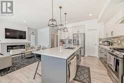 166 Creekstone Way SW Calgary