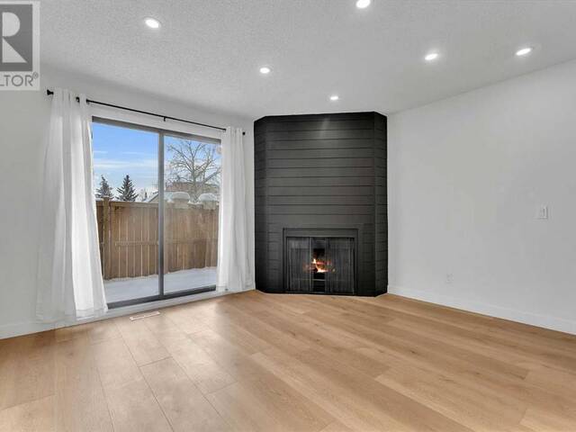 87, 2511 38 Street NE Calgary