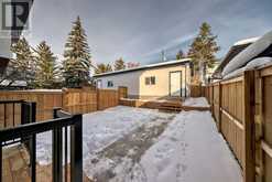 5028 20 Avenue NW Calgary