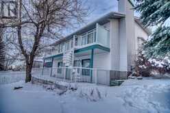 416 Sandringham Place NW Calgary