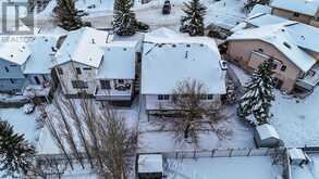 416 Sandringham Place NW Calgary