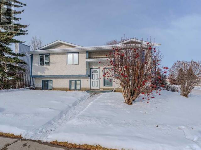 1102 Whitfield Avenue Crossfield Alberta