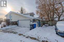 1102 Whitfield Avenue Crossfield