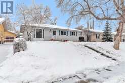 2033 Cottonwood Crescent SE Calgary