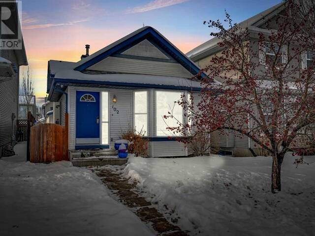 102 Cranberry Square SE Calgary