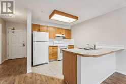 201, 3 Parklane Way Strathmore