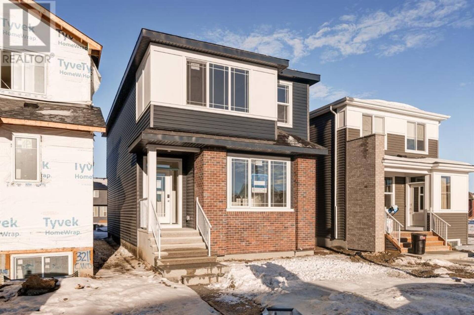 3207 Chinook Winds Drive SW Airdrie