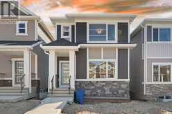 718 Bayview Hill SW Airdrie