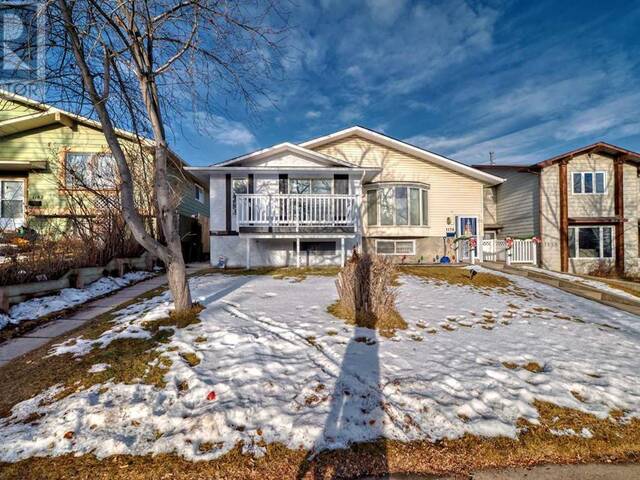 1180 Berkley Drive NW Calgary