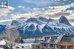 302, 1002 8 Avenue Canmore