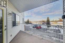 210, 3 Parklane Way Strathmore