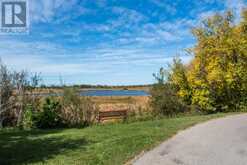 210, 3 Parklane Way Strathmore