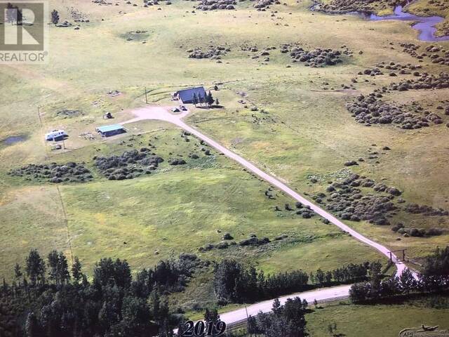 7063 584 Highway Rural Mountain View Alberta