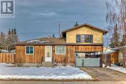 8312 46 Avenue NW Calgary