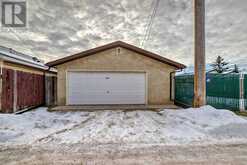 8312 46 Avenue NW Calgary