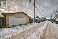 8312 46 Avenue NW Calgary