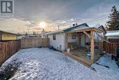 8316 46 Avenue NW Calgary