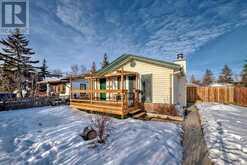 8316 46 Avenue NW Calgary