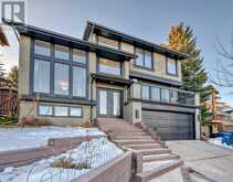 5823 coach hill Road SW Calgary