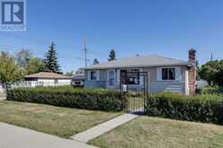 3924 76 Street NW Calgary