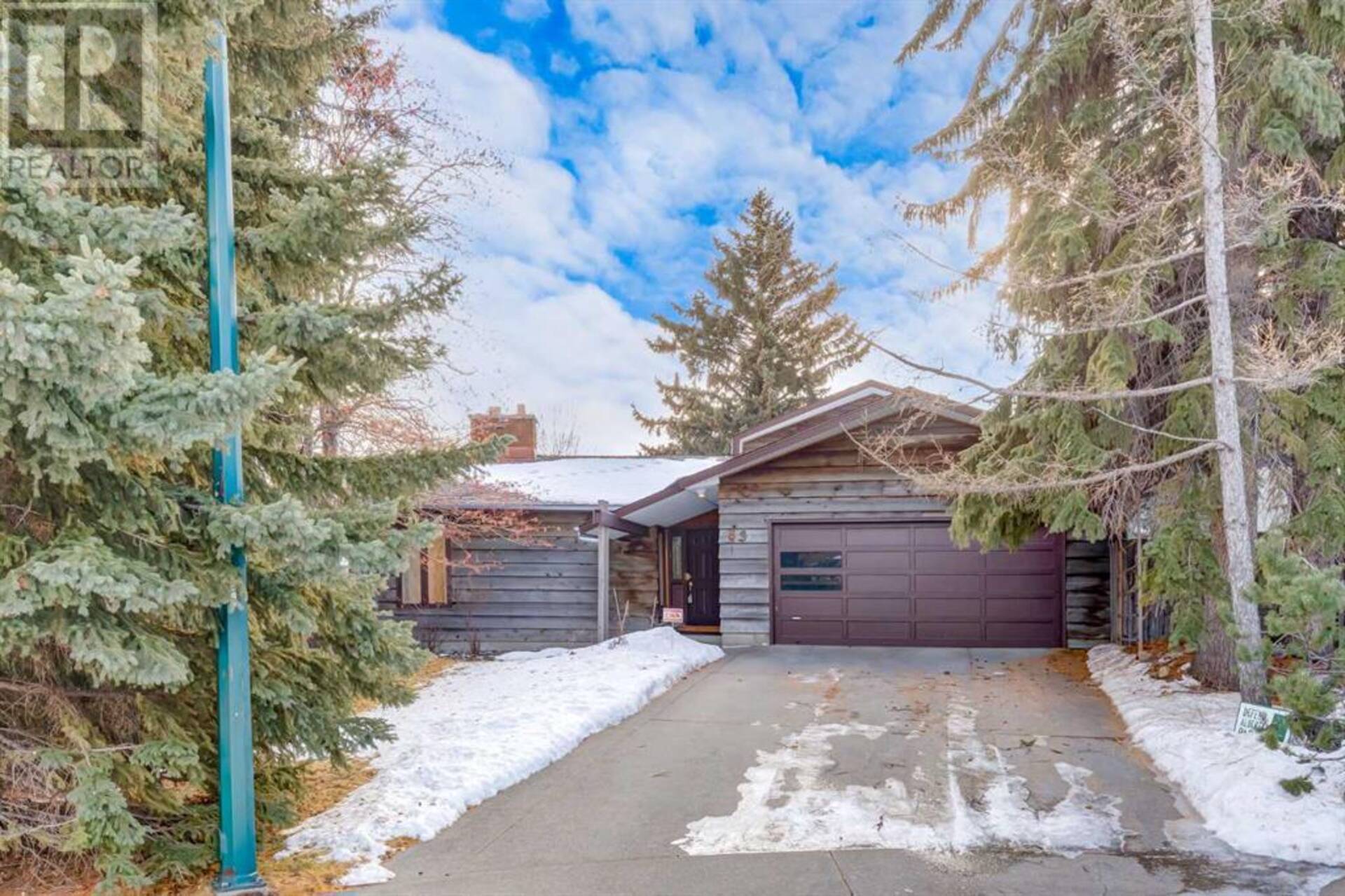 83 Chancellor Way NW Calgary