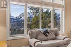 303, 3 Aspen Glen Canmore