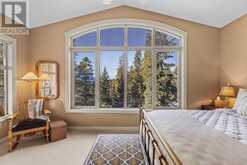 303, 3 Aspen Glen Canmore